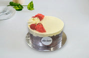 Red Velvet Iced Cake: Velvety Smooth Perfection