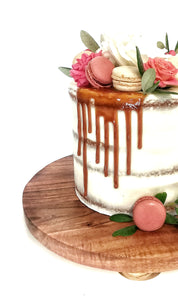 Semi-Naked Wedding Cakes: Simply Stunning, Beautifully Delicious.