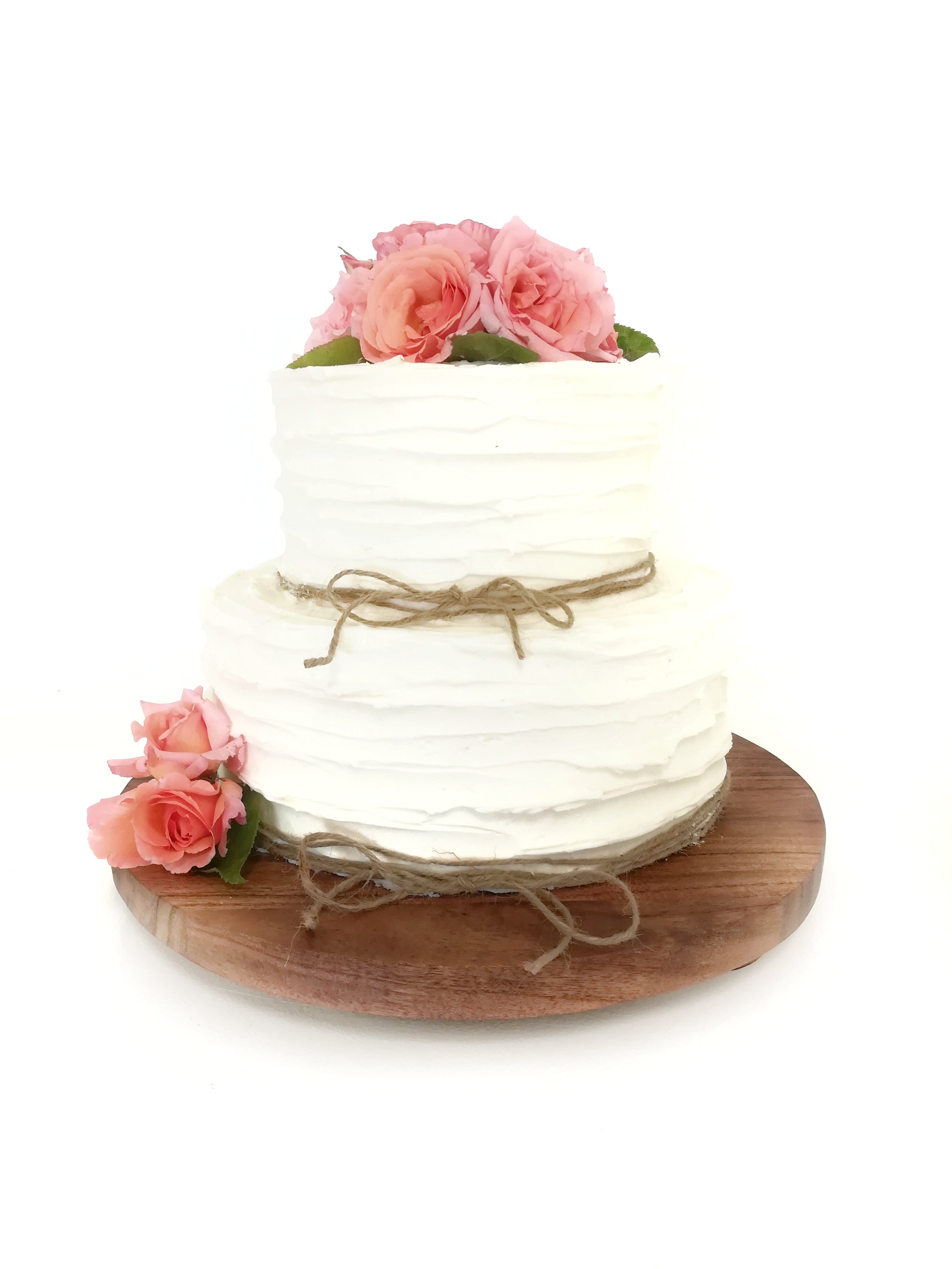 Simply Rustic Beauty for Your Wedding Cake.